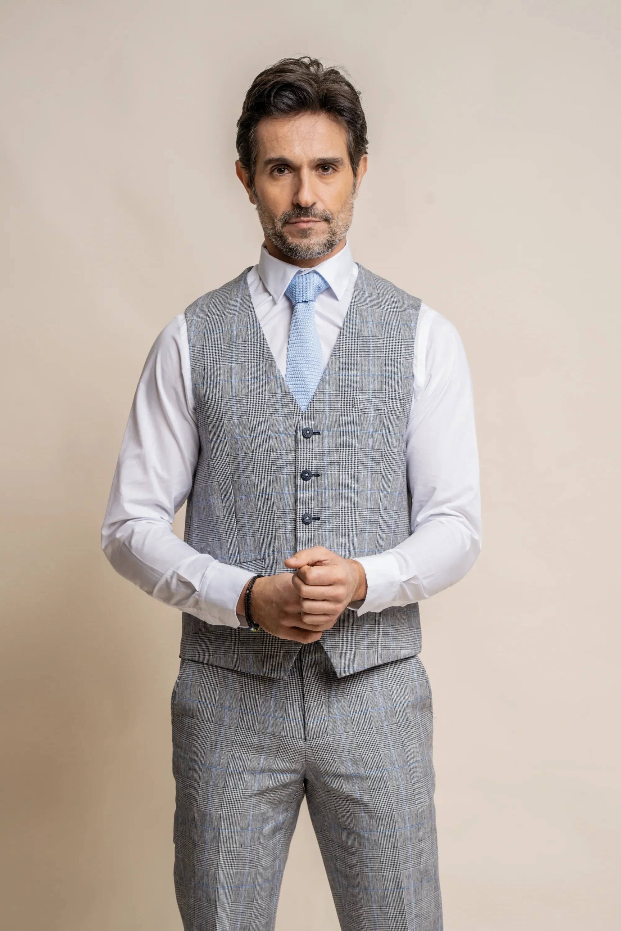 Arriga Three Piece Suit