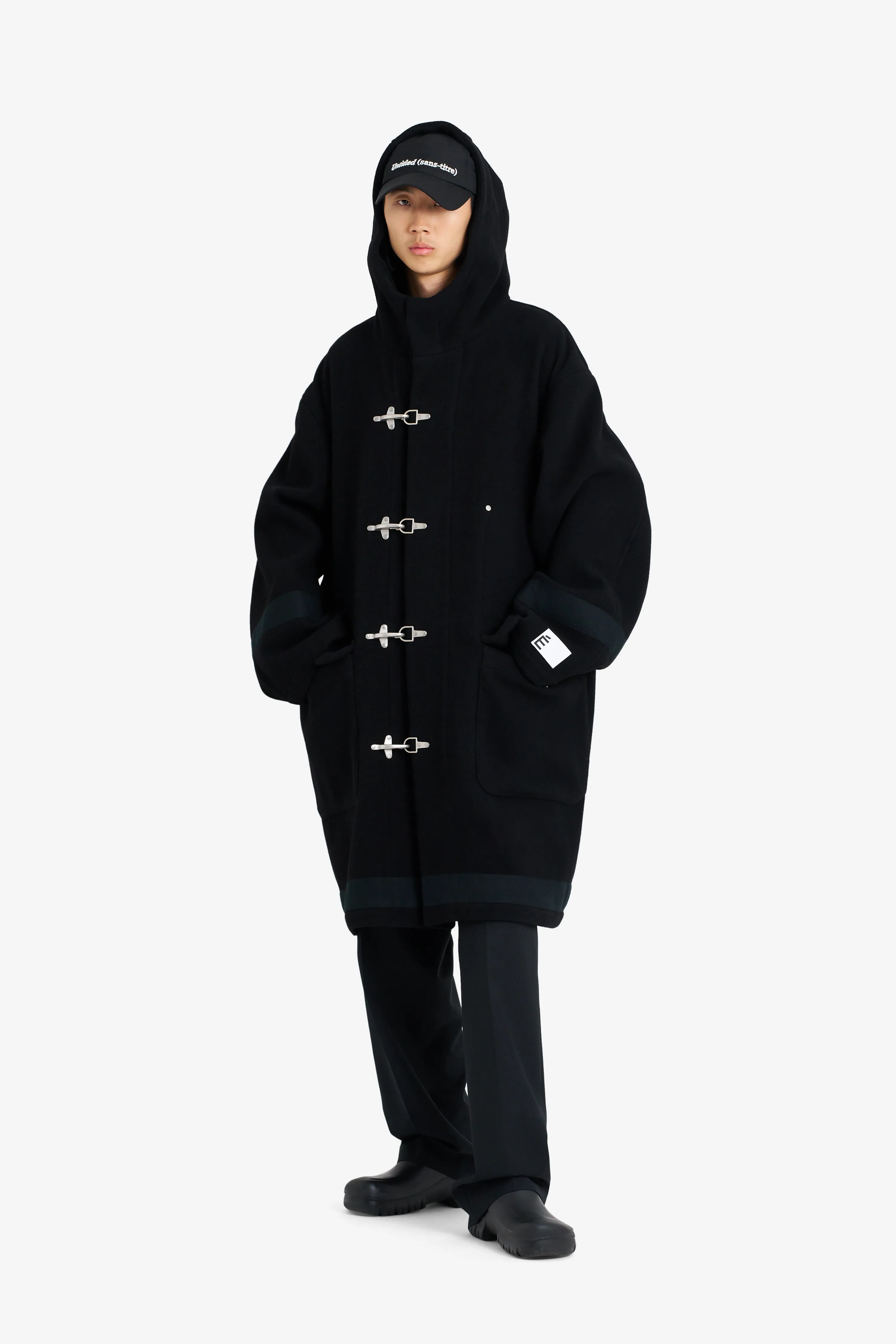 HEAVY WOOL COAT BLACK