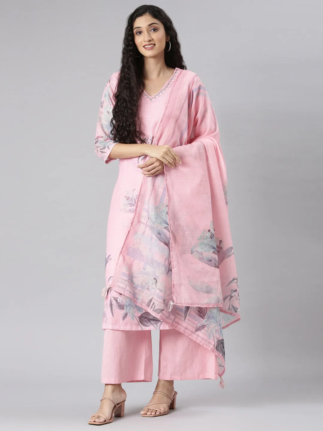 Neerus Rose Straight Casual Floral Kurta and plazzo with Dupatta