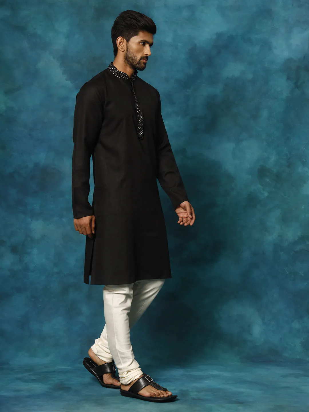 VASTRAMAY Black & Cream Cotton Blend Kurta