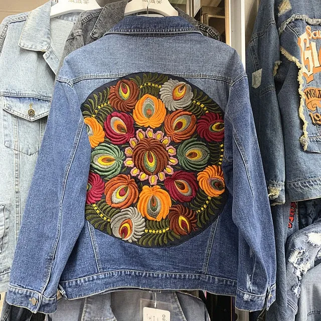 Women's2019 autumn new washed heavy embroidery loose denim