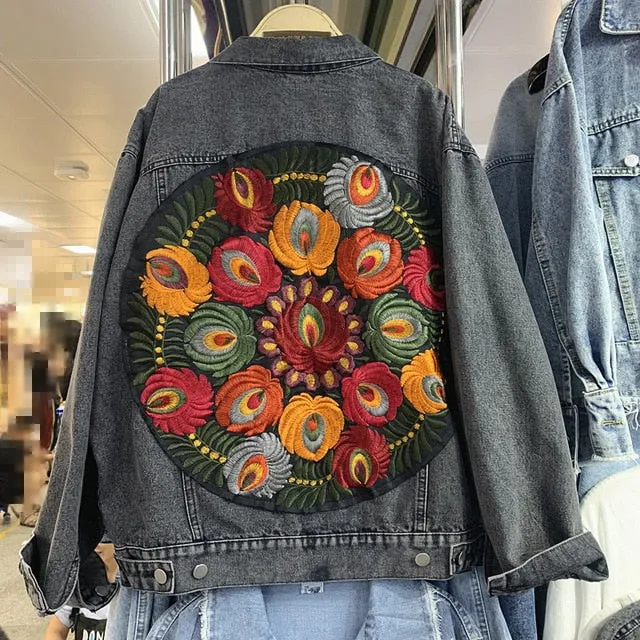 Women's2019 autumn new washed heavy embroidery loose denim